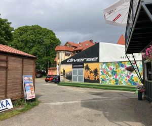 Krynica Morska to popularne miejsce na urlop. Jakie sątu ceny?