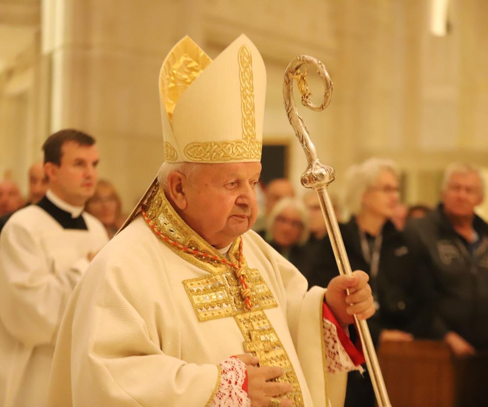 dziwisz sanktuarium jp2