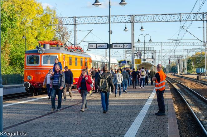 Wystawa zabytkowego taboru kolejowego we Wrocławiu. Pociągi retro będzie można zobaczyć za darmo