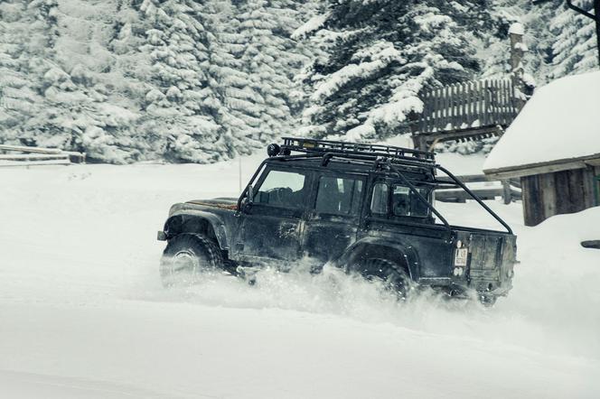 Land Rover Defender, film "Spectre"