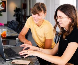 Rząd zajmie się projektem zmian w Kodeksie pracy. Rodzice zyskają więcej przywilejów