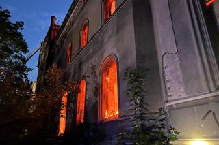 Pożar pałacu Stolbergów na Świniarach we Wrocławiu