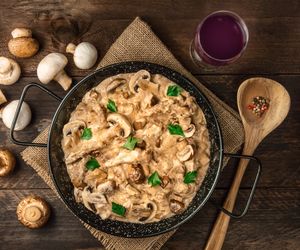 Jak zrobić sos pieczarkowy krok po kroku?