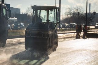 Dwie aleje w Warszawie zablokowane w weekend. Będą objazdy i utrudnienia