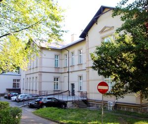 Niektóre budynki psychiatrii w Szpitalu Śląskim wyglądają jak z filmów grozy. Teraz to się zmieni