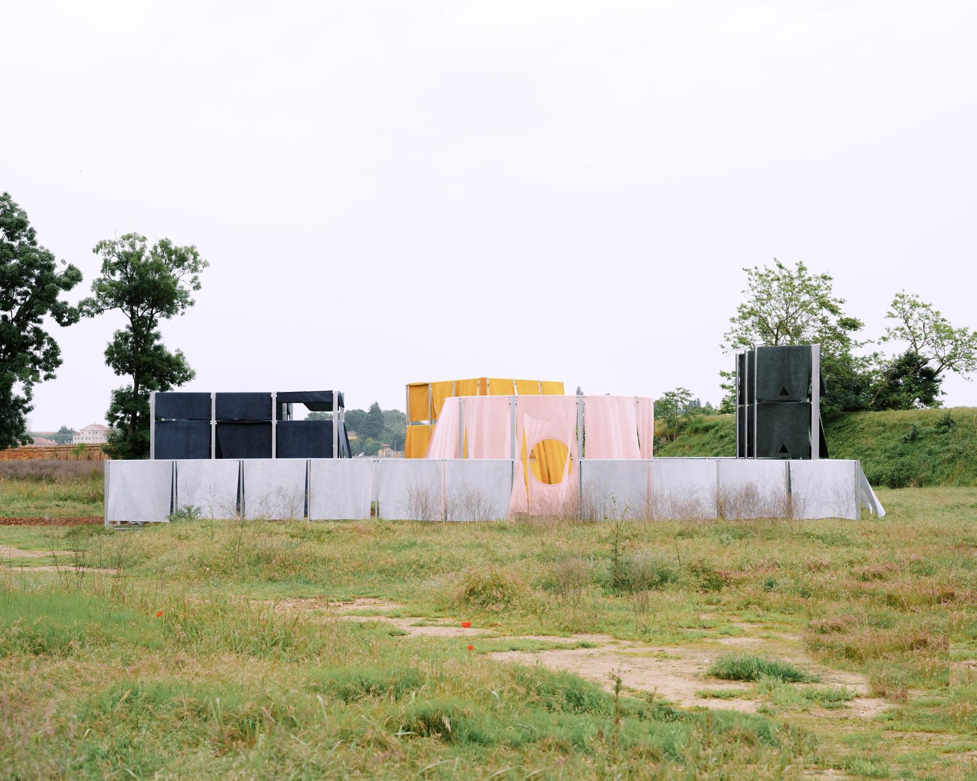 Wystawa „Biogrounds” na wyspie Certosa