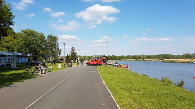 Wezwali strażaków do pływającej rowerkiem po rzeszowskim zalewie. Dlaczego? 