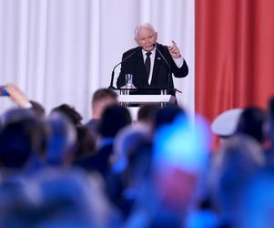 Kaczyński wysyła PiS w Polskę