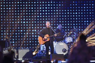 Bryan Adams podczas Sylwestra z Dwójką 2024