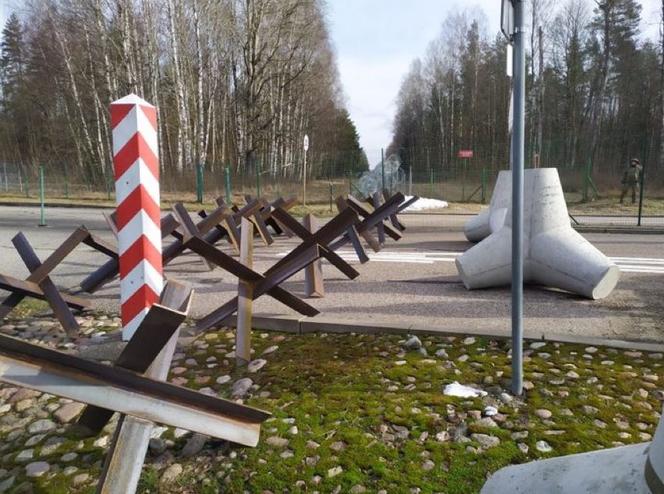 Polska przygotowuje granice do obrony? "Wygląda jakby wiedzieli o czymś, o czym my jeszcze nie wiemy"
