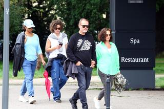 Córka z ukochaną odwiedziły Żmijewskiego