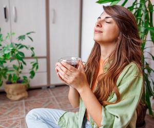 Czy zielona herbata to twój ulubiony napój? Odkryj, z jakimi produktami nigdy jej nie łączyć