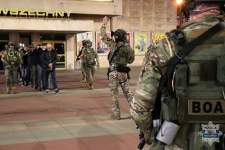 Ćwiczenia służb w radomskim teatrze