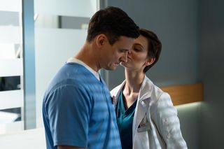 Na dobre i na złe odc. 956. Blanka (Pola Gonciarz), Krzysztof Radwan (Mateusz Damięcki)