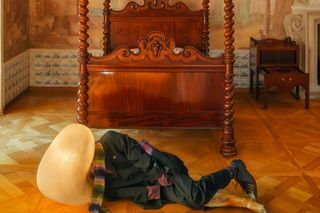 Rzeźbiarskie lampy znanych polskich artystów na jubileuszowej aukcji Przyjaciół Muzeum Narodowego w Warszawie