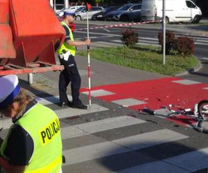 Wypadek w Wesołej. Matka i 9-letnia córka potrącone przez tira