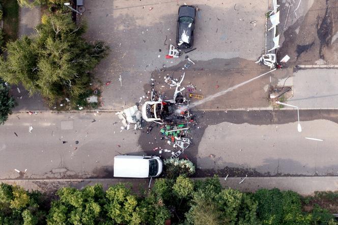 Częstochowa: Zwłoki ofiar wybuchu wciąż w samochodzie. Nie można ich wyciągnąć