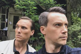 M jak miłość na planie. Jakub Karski (Krzysztof Kwiatkowski), Olek (Maurycy Popiel)