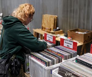 Targi Książki w Katowicach to okazja do zdobycia autografów pisarzy