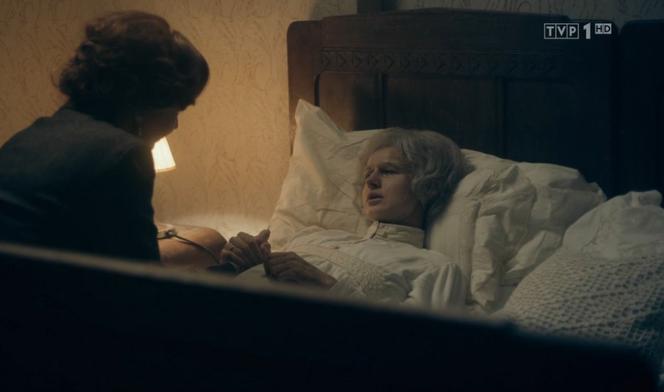 Stulecie Winnych 4 odc. 45. Andzia (Barbara Wypych), Ania (Urszula Grabowska)