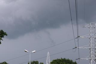 Burza nad Lublinem. Czarne chmury przykryły miasto, słychać grzmoty [GALERIA]