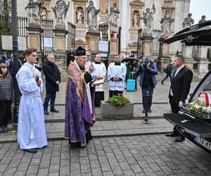 Pogrzeb Elżbiety Pendereckiej. Spoczęła w Panteonie Narodowym w Krakowie