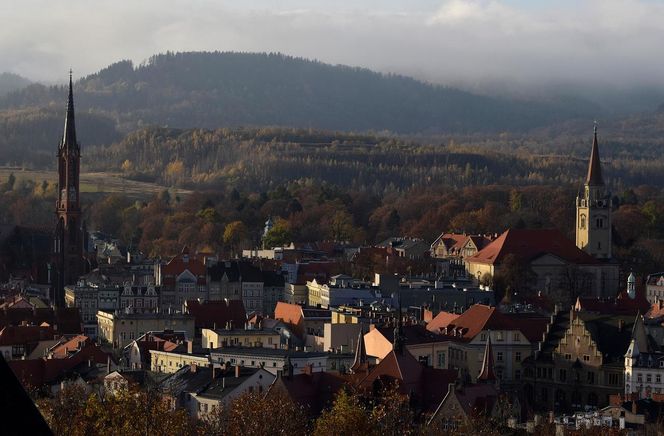 Najbardziej mroczne miasto w Polsce. Jak scenografia do thrillera 