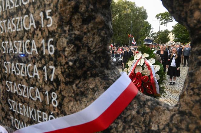 Uroczystości w hołdzie ludności cywilnej Woli