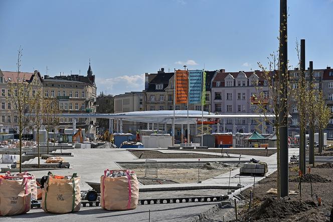 Rynek Łazarski z jedną z największych na świecie poduszek ETFE