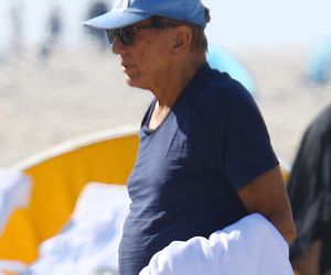 Jan Englert z żoną i ćorką w Juracie