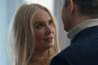 Barwy szczęścia, odcinek 3242: Karolina wygryzie Justina z hotelu. Pokaże prawdziwą twarz nieuczciwej spryciary - ZDJĘCIA