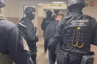 W mundurach policji sterroryzowali rodzinę. Przerażający napad pod Aleksandrowem Łódzkim [ZDJĘCIA]