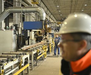 Kraków buduje Warszawie plac Zawiszy. Byliśmy w fabryce, gdzie powstanie 121 elementów wielkiej układanki