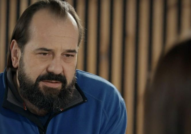 Barwy szczęścia po wakacjach, odcinek 3203: Kasia (Katarzyna Glinka), Borys (Jakub Wieczorek)