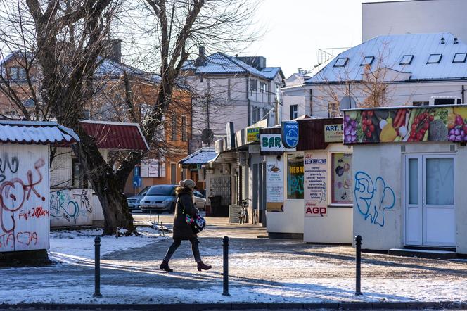 Targowisko przy ul. Orlej w Otwocku przed modernizacją