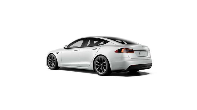 Tesla Model S lifting 2021