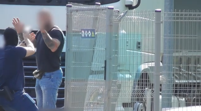 Policjanci zatrzymali mężczyzn, którzy wymuszali haracz