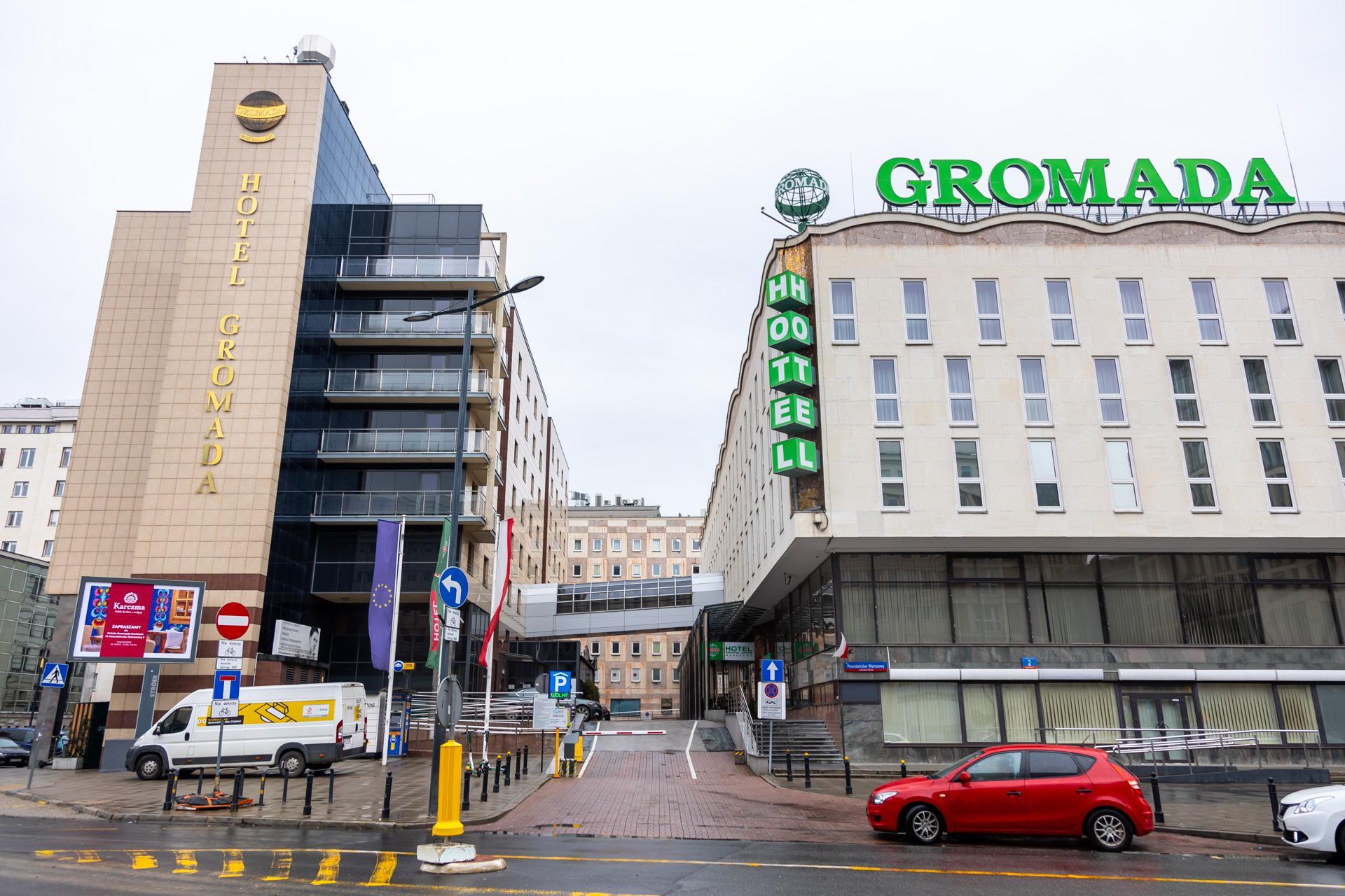 Mozaiki Rechowiczów w warszawskim Domu Chłopa - zobacz zdjęcia. Dziś mieści się tu Hotel Gromada