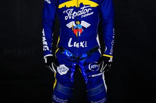 Tak wyglądają kevlary KS Apatora Toruń na sezon 2024 PGE Ekstraligi. Zdjęcia w galerii