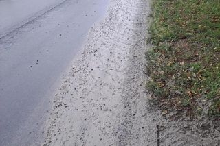 Betonowa ścieżka ciągnęła się prawie kilometr