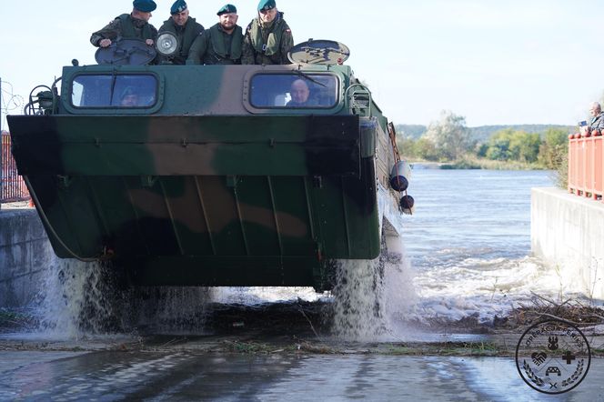 Wezbrana Odra pod specjalnym nadzorem