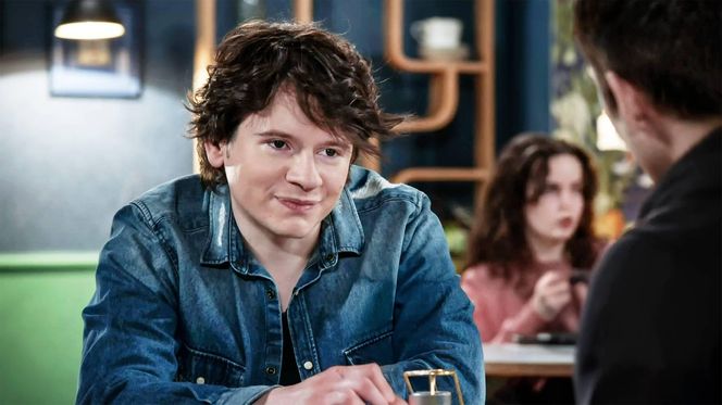 Pierwsza miłość odc. 4036. Filip (Dominik Smaruj), Florian/ Florek (Michał Kurek)