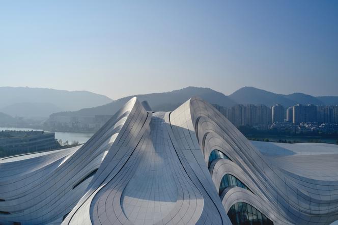 Centrum artystyczno-kulturalne Changsha Meixihu w Chinach_Zaha Hadid Architects_01