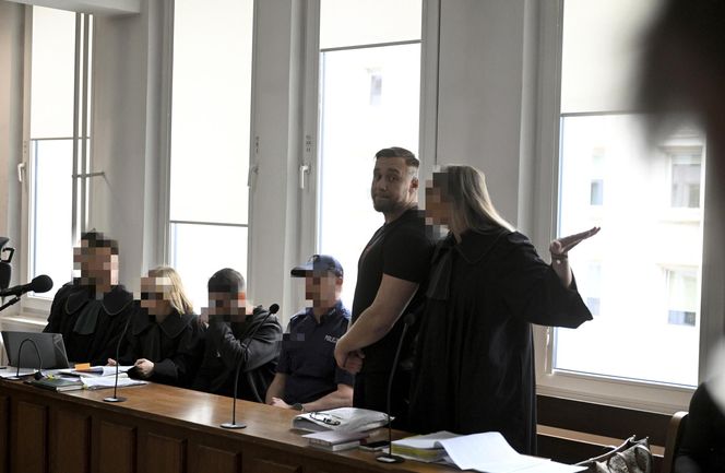 Łukasz Ż. stanął przed sądem. Przeprosił i częściowo przyznał siędo winy. Jego kolega: „Nie pomagałem Łukaszowi”