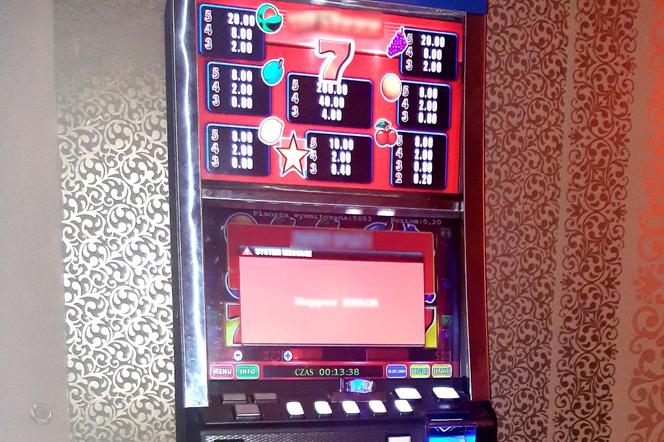Służby zlikwidowały nielegalne automaty do gier hazardowych w Nowym Sączu 