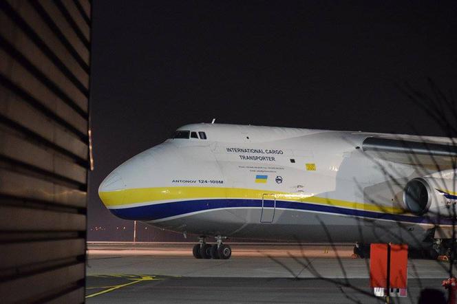 6 An-124 Rusłan wylądował w Łodzi po godz. 18