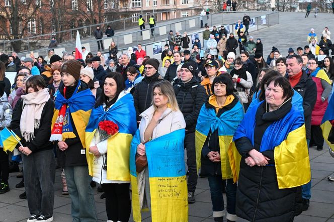 Demonstracja "Trzy lata w obronie Ukrainy" na pl. Solidarności