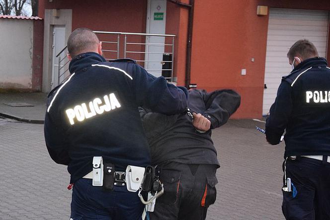 Gmina Puck: Jechał „zygzakiem” miał blisko 3 promile alkoholu - zatrzymał go policjant po służbie 