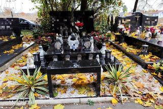 Zmiany na grobie syna Sylwii Peretti. Wzruszające słowa celebrytki do Patryka