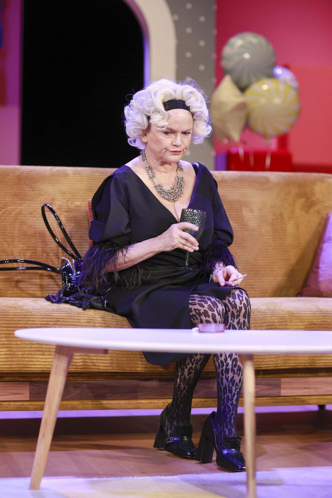 Katarzyna Figura szokuje na ściance, jak nastolatka